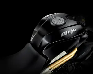 Official Photo of Mahindra Mojo 300