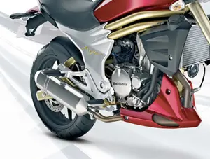 2014 New Mahindra Mojo Close-up Shot