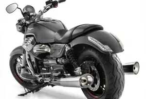 Moto Guzzi California 1400 Custom Rear 3-Quarter 'Black'