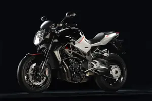 MV Agusta 1090RR Front 3-Quarter
