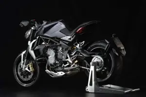 MV Agusta Dragster 800 Rear 3-Quarter