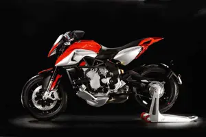 MV Agusta Rivale 800 Side View