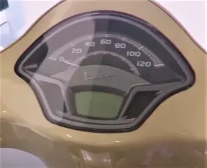 Vespa Elegante 150