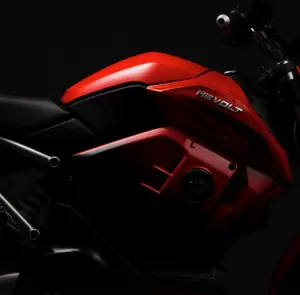Revolt RV400