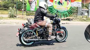Royal Enfield Classic 350 Bobber (Source - Rushlane)