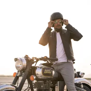 New Royal Enfield Classic 350 Official Wallpaper