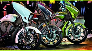 2015 Victory Magnum
