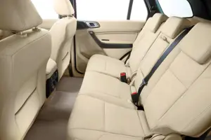 2015 Ford Endeavour