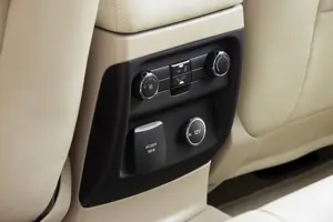 2015 Ford Endeavour