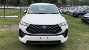 Toyota Innova HyCross G Base Variant - Taxi Model