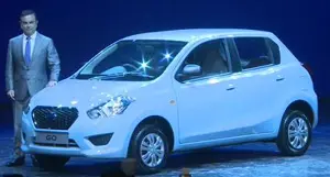 Datsun GO 3-Quarter Front 'White'
