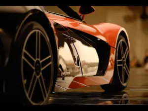2010 Marussia B1