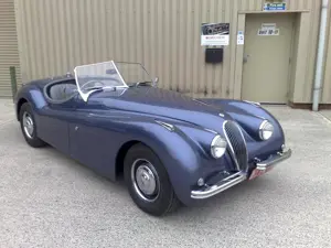 Nostalgia Jaguar XK 120