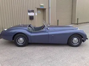 Nostalgia Jaguar XK 120
