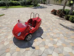 Scoot Coupe