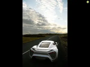 ST1