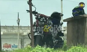 New Hero Motorcycle Spotted (Image Source - CNB)