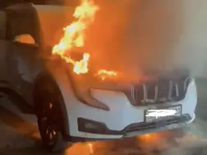 Mahindra XUV700 Fire Incident