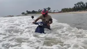 Ola Scooter vs Salt Water - Aki D Hot Pistonz