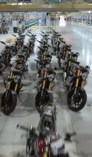 Bajaj Starts Manufacturing Triumph Speed 400 in India