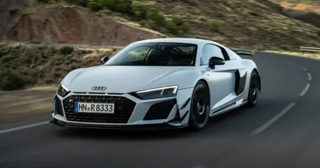 Audi R8