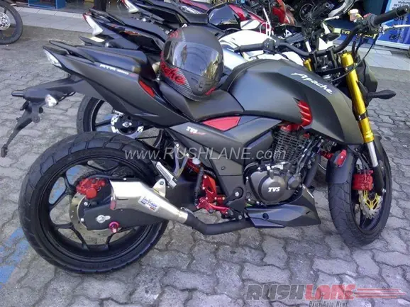 TVS Apache RTR 200 Premium Street