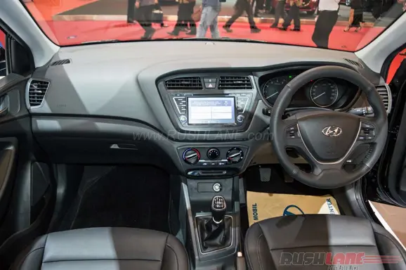 Hyundai-i20-Sport-2016-GIIAS-Indonesia-10