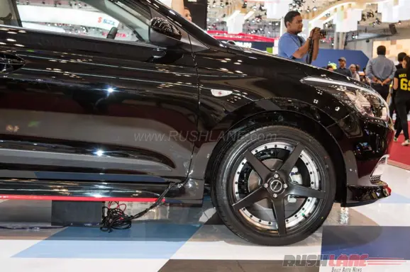 Hyundai-i20-Sport-2016-GIIAS-Indonesia-6