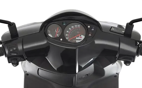 aprilia-sr-motard-125-instrument-console