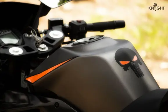 Custom KTM RC 390 Wrap by KNIGHT Auto Customizer