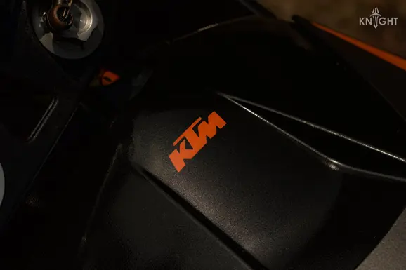 Custom KTM RC 390 Wrap by KNIGHT Auto Customizer