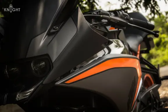 Custom KTM RC 390 Wrap by KNIGHT Auto Customizer