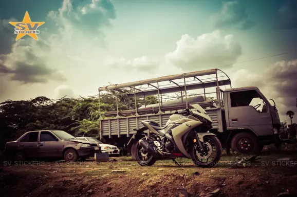 Yamaha YZF-R3 Matte Khaki Wrap