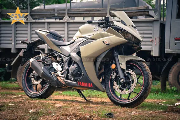 Yamaha YZF-R3 Matte Khaki Wrap