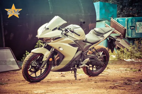 Yamaha YZF-R3 Matte Khaki Wrap