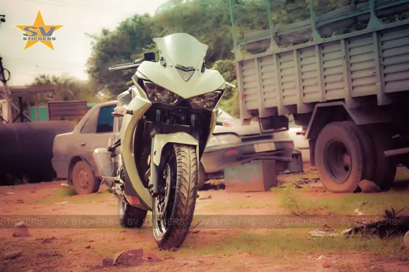 Yamaha YZF-R3 Matte Khaki Wrap