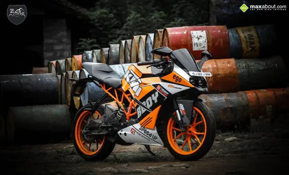 Christy Ben's Custom KTM RC 390 Wrap by Sana Designs