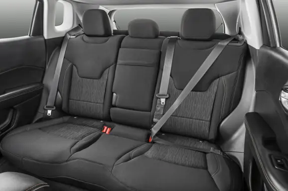 2017-jeep-compass-longitude-rear-seat-unveiled