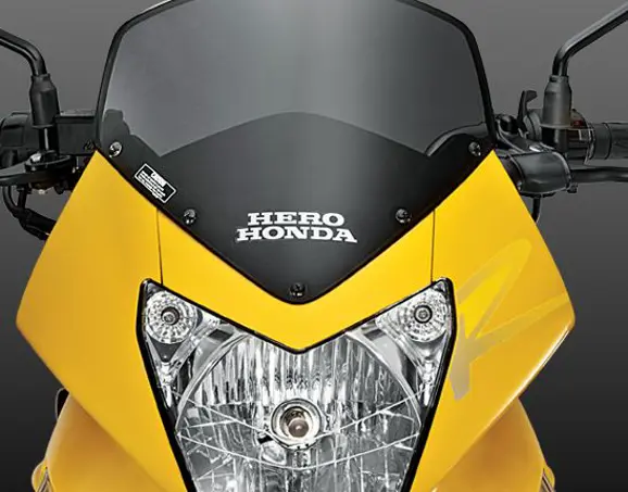New_Hero_Honda_Karizma_R_5