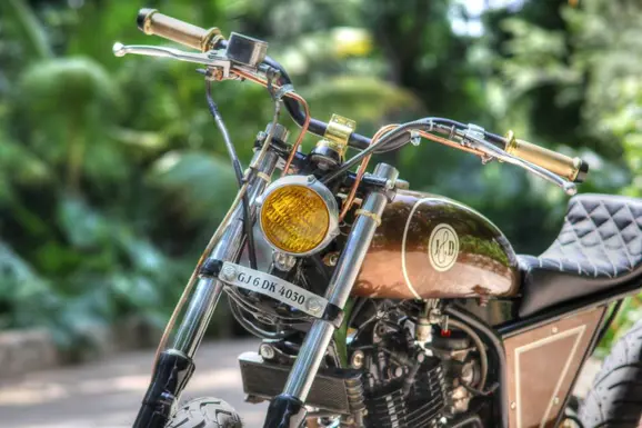 Modified Bajaj Pulsar 220F