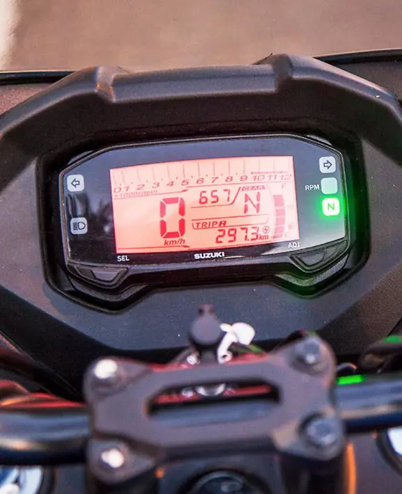 suzuki-gixxer-sf-instrument-console
