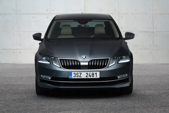 2017-skoda-octavia-facelift-front-unveiled