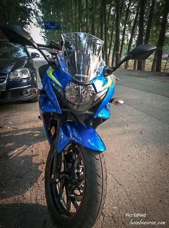suzuki-gsx-250r-2