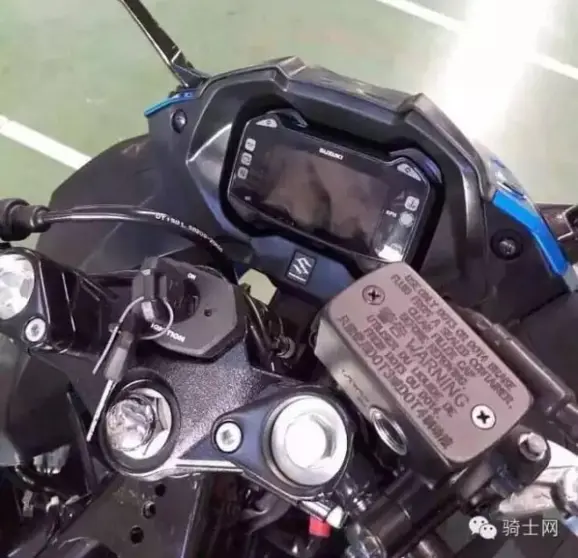 suzuki-gixxer-250-gsx-r250-1