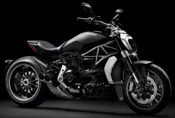 new-ducati-xdiavel-front-3-quarter