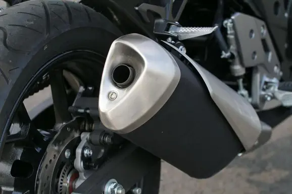 suzuki-gsx250r-official-3