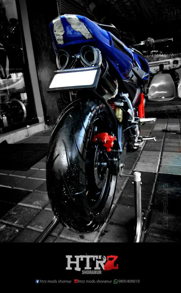 Dual Underseat Exhaust System