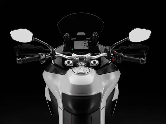 2017-ducati-multistrada-950-09