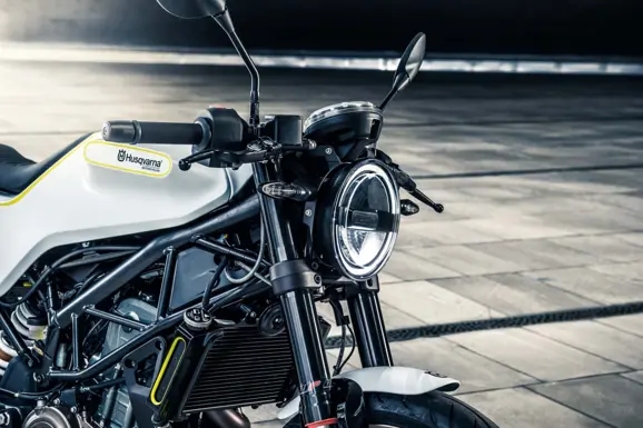 husqvarna-vitpilen-401-22