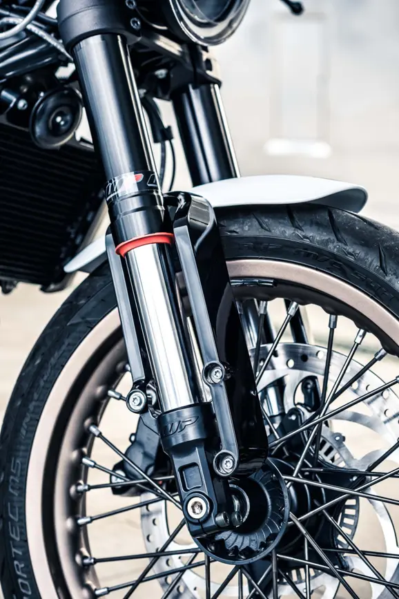 husqvarna-vitpilen-401-31